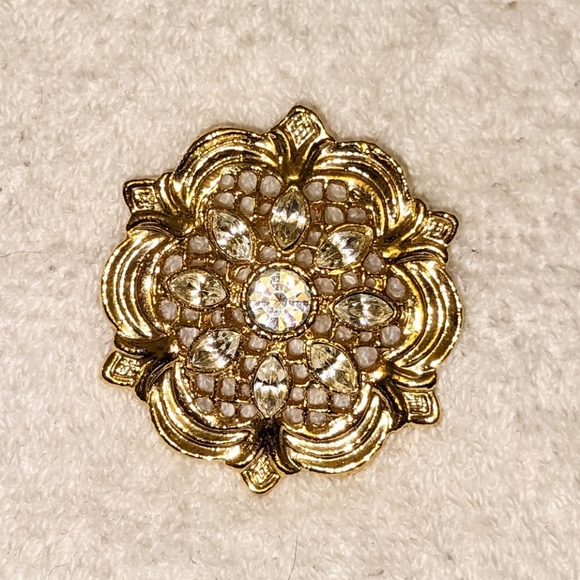 Gold Tone Flower Crystal Pin - Picture 5 of 6